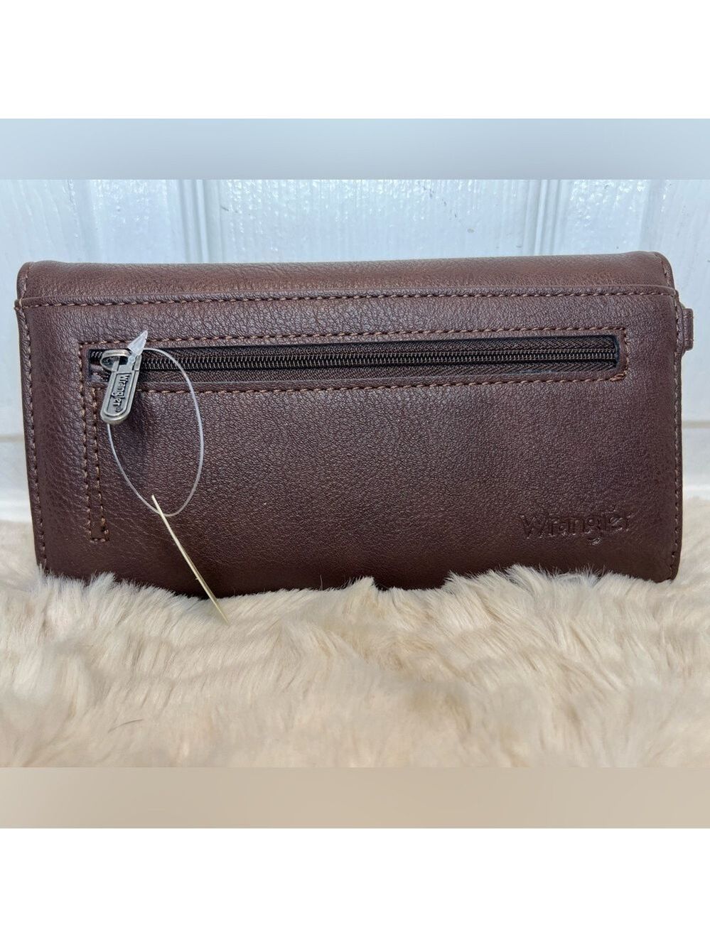 MONTANA WEST WRANGLER WOMEN’S WALLET CLUTCH NWT - Picture 2 of 12